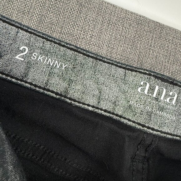 NEW! a.n.a A New Approach Skinny Metallic Pants Size 2 Mid Rise Cotton Blend $49 - Picture 5 of 14